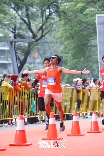 Race photo from ONE RUN 10K 2025
