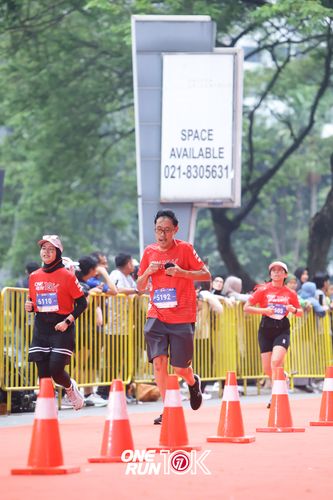 Race photo from ONE RUN 10K 2025