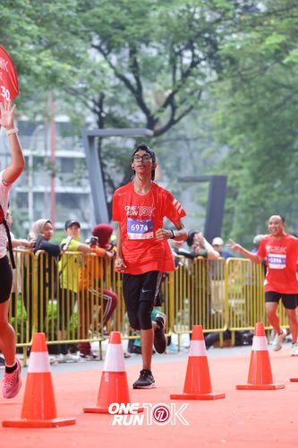 Race photo from ONE RUN 10K 2025