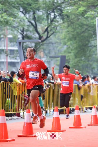 Race photo from ONE RUN 10K 2025