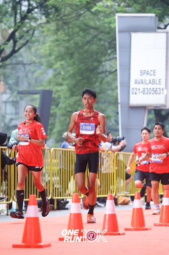 Race photo from ONE RUN 10K 2025