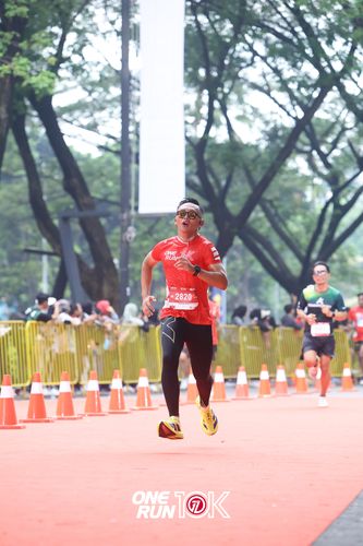 Race photo from ONE RUN 10K 2025