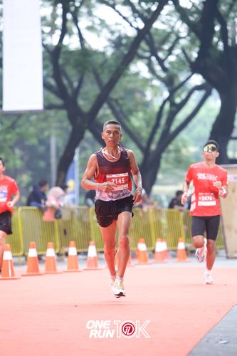 Race photo from ONE RUN 10K 2025