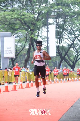 Race photo from ONE RUN 10K 2025