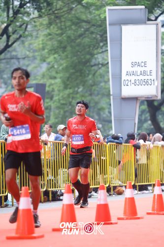 Race photo from ONE RUN 10K 2025