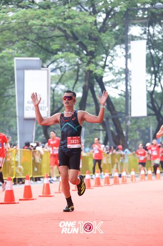 Race photo from ONE RUN 10K 2025