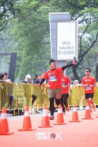 Race photo from ONE RUN 10K 2025
