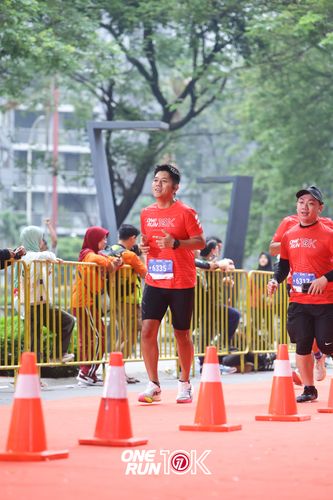 Race photo from ONE RUN 10K 2025