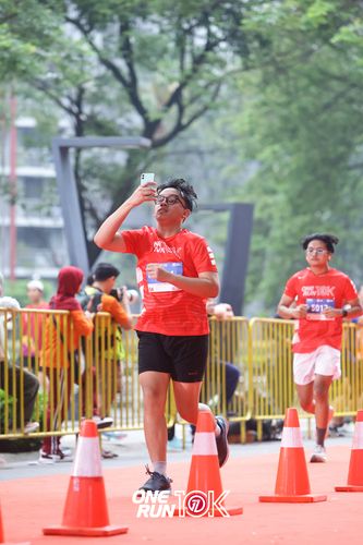 Race photo from ONE RUN 10K 2025