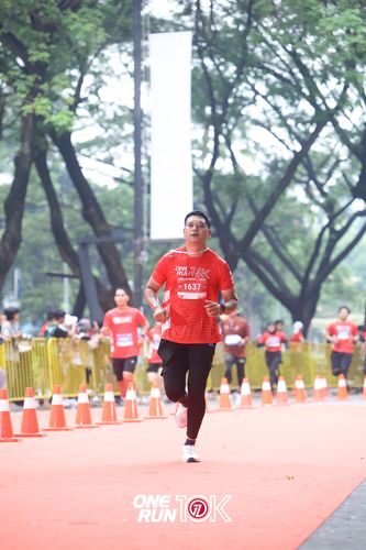 Race photo from ONE RUN 10K 2025