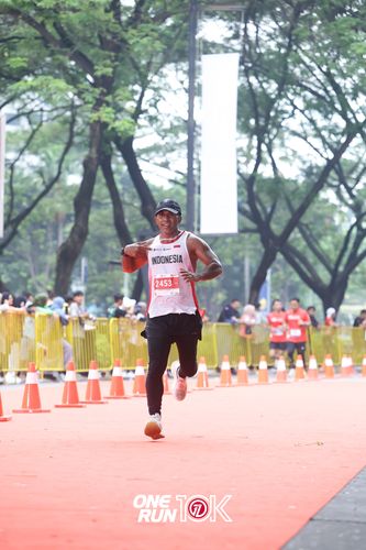 Race photo from ONE RUN 10K 2025