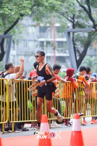 Race photo from ONE RUN 10K 2025