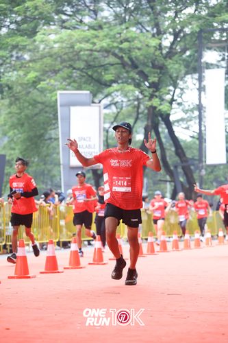 Race photo from ONE RUN 10K 2025