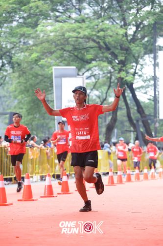 Race photo from ONE RUN 10K 2025