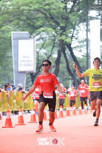 Race photo from ONE RUN 10K 2025