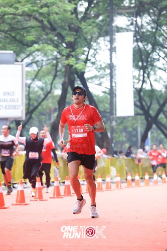 Race photo from ONE RUN 10K 2025