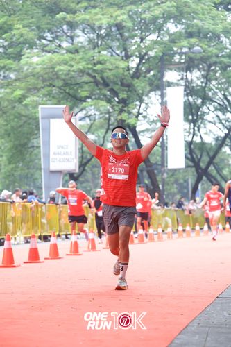 Race photo from ONE RUN 10K 2025