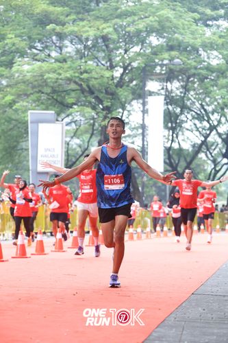 Race photo from ONE RUN 10K 2025