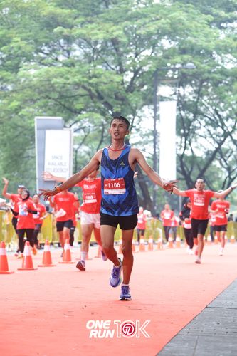 Race photo from ONE RUN 10K 2025
