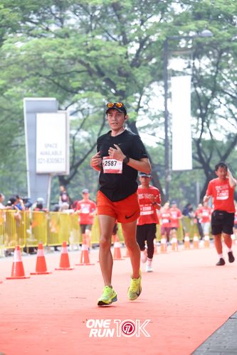 Race photo from ONE RUN 10K 2025