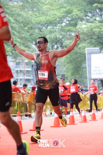 Race photo from ONE RUN 10K 2025