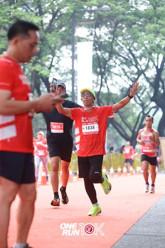 Race photo from ONE RUN 10K 2025