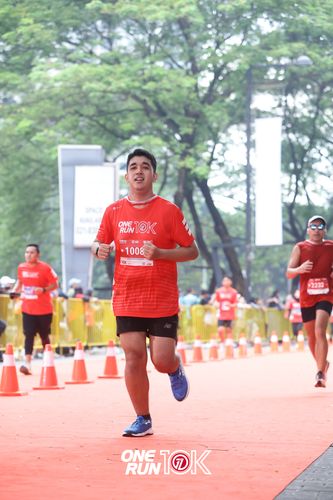 Race photo from ONE RUN 10K 2025