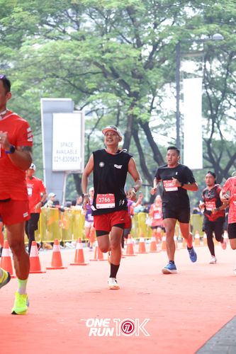 Race photo from ONE RUN 10K 2025