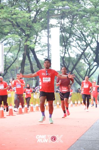 Race photo from ONE RUN 10K 2025