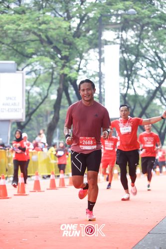 Race photo from ONE RUN 10K 2025