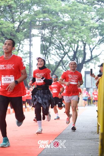 Race photo from ONE RUN 10K 2025
