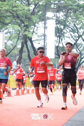 Race photo from ONE RUN 10K 2025