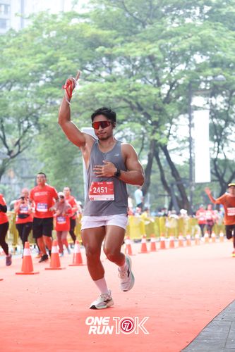 Race photo from ONE RUN 10K 2025