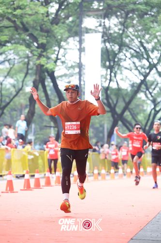 Race photo from ONE RUN 10K 2025