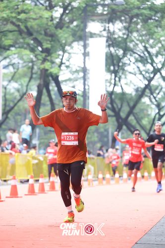 Race photo from ONE RUN 10K 2025
