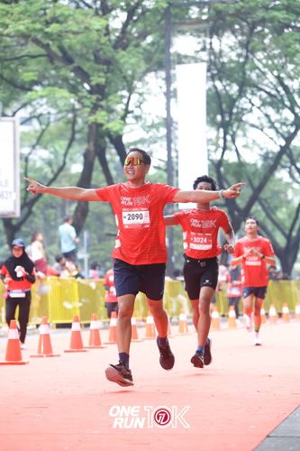 Race photo from ONE RUN 10K 2025