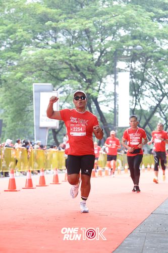 Race photo from ONE RUN 10K 2025