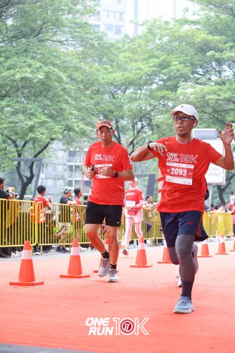 Race photo from ONE RUN 10K 2025