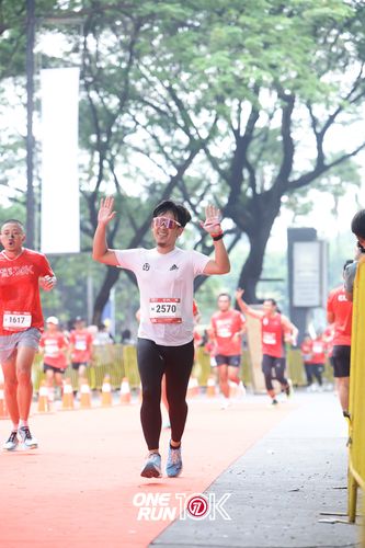 Race photo from ONE RUN 10K 2025