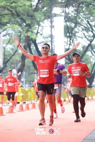 Race photo from ONE RUN 10K 2025