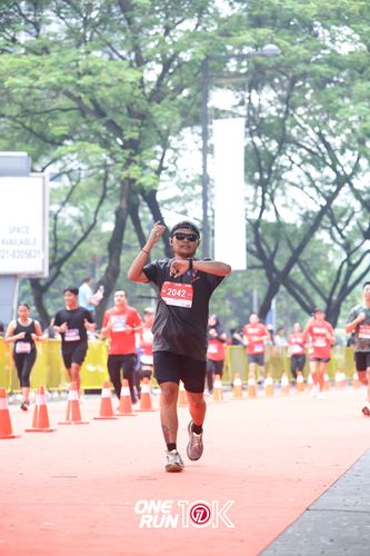 Race photo from ONE RUN 10K 2025