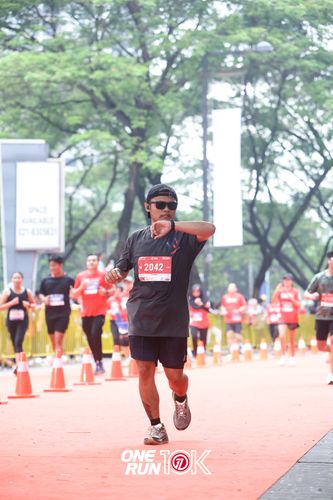 Race photo from ONE RUN 10K 2025