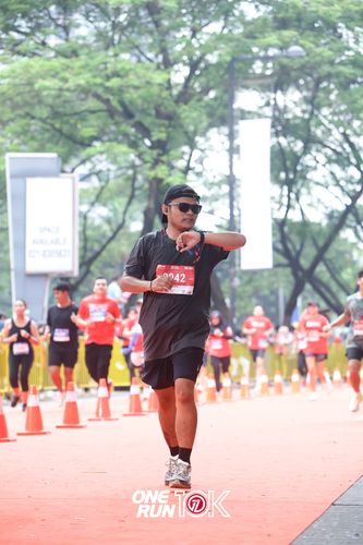 Race photo from ONE RUN 10K 2025