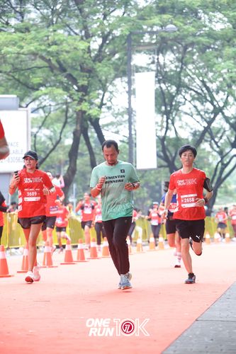 Race photo from ONE RUN 10K 2025