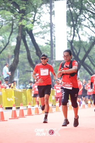 Race photo from ONE RUN 10K 2025