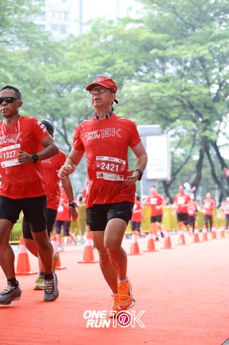 Race photo from ONE RUN 10K 2025