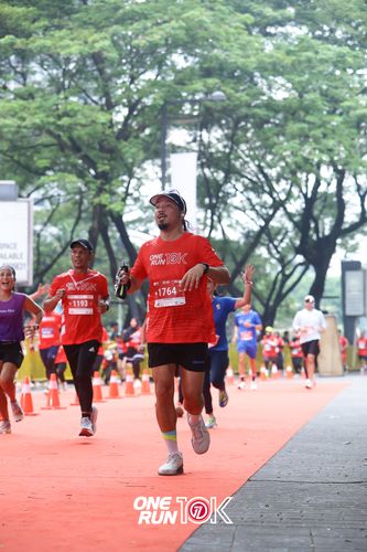 Race photo from ONE RUN 10K 2025