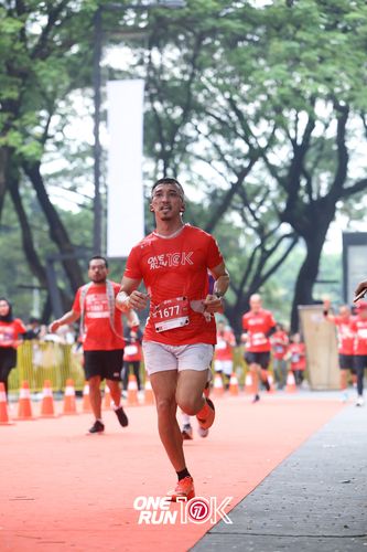 Race photo from ONE RUN 10K 2025