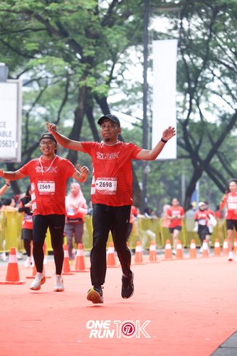 Race photo from ONE RUN 10K 2025