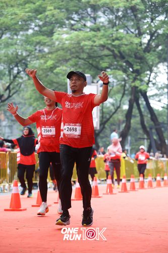 Race photo from ONE RUN 10K 2025